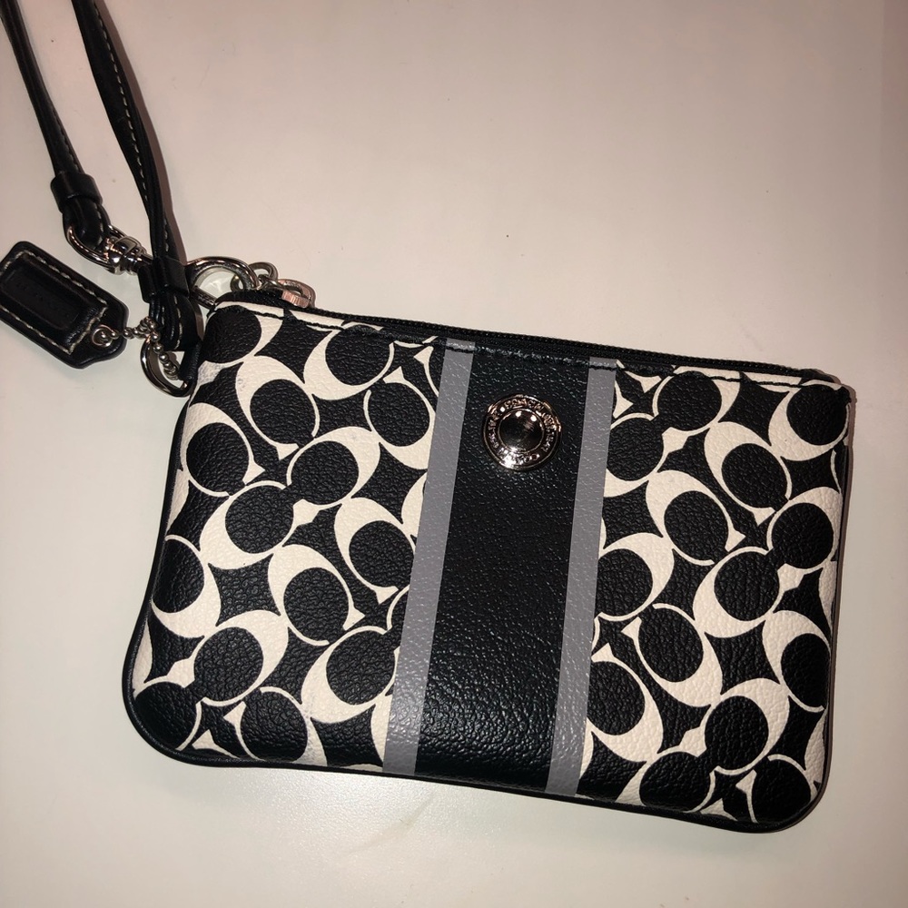 Coach wristlet cardholder